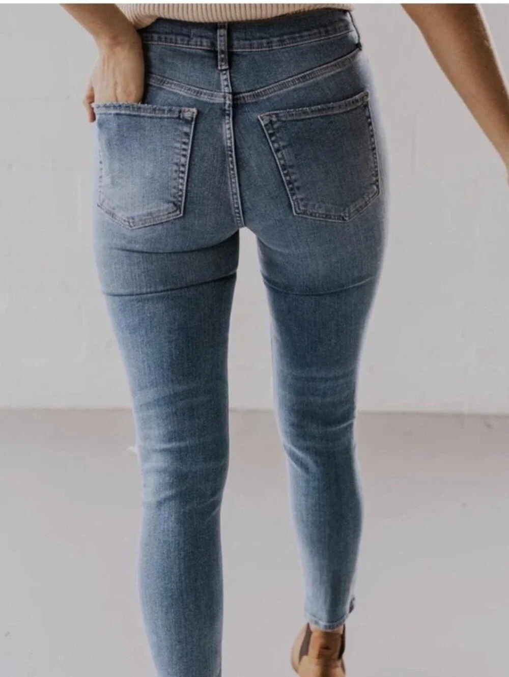 Free People Busted Knee Skinny Jeans 28